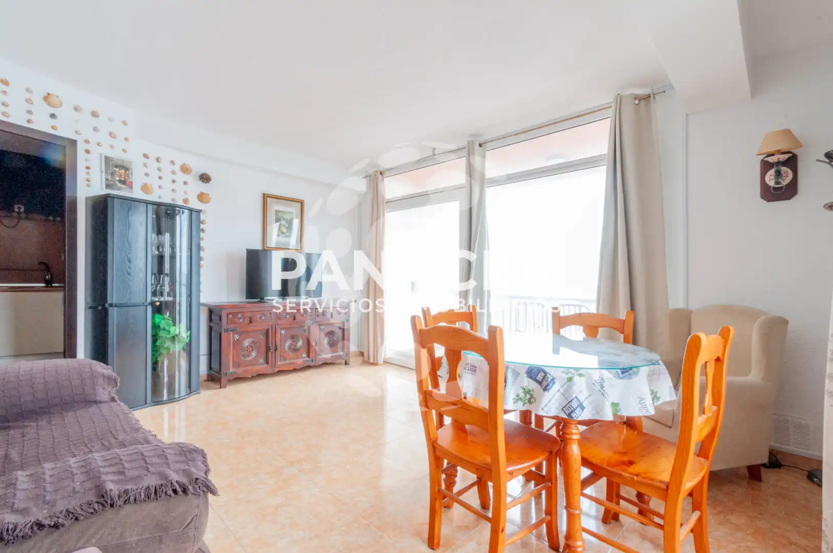 Living room of Flat for sale in Almería  with Furnished, Washing machine and Microwave