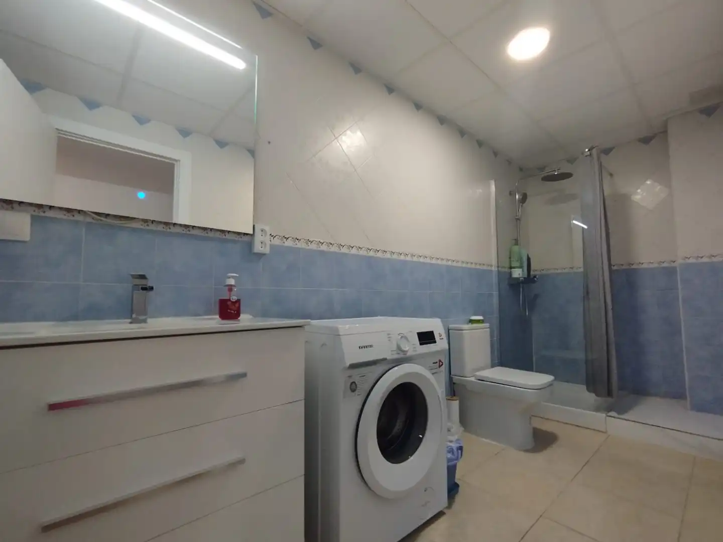 Baño de Piso en venta en Villarrubia de los Ojos con Calefacción