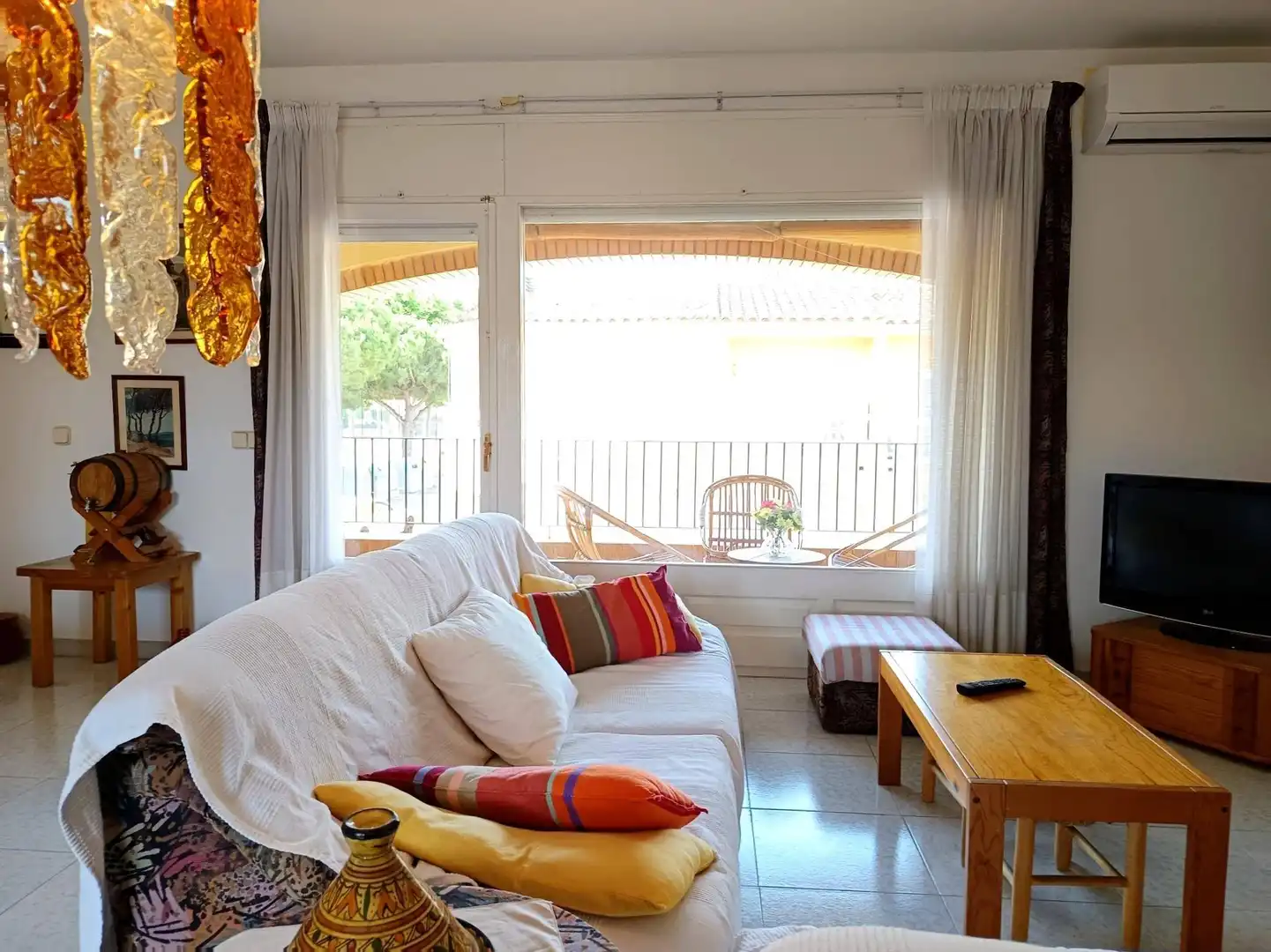 Sala de estar de Casa o chalet en venta en Sant Pere Pescador con Aire acondicionado, Calefacción y Terraza