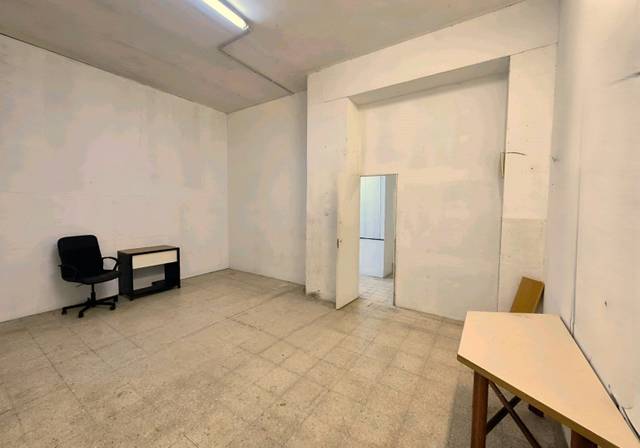 Oficina en Alquiler en Carrer d'En Singuerlin en Singuerlín