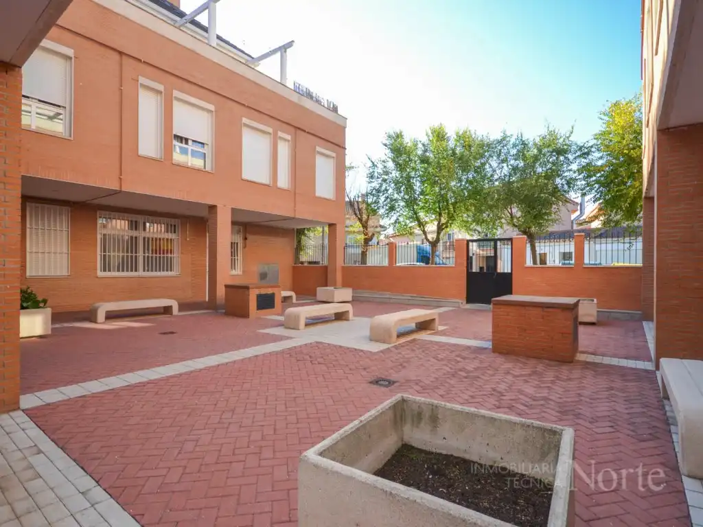 Exterior view of Flat for sale in Algete Centro