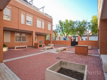 Appartamento con ascensore in vendita a Ronda de la Constitución