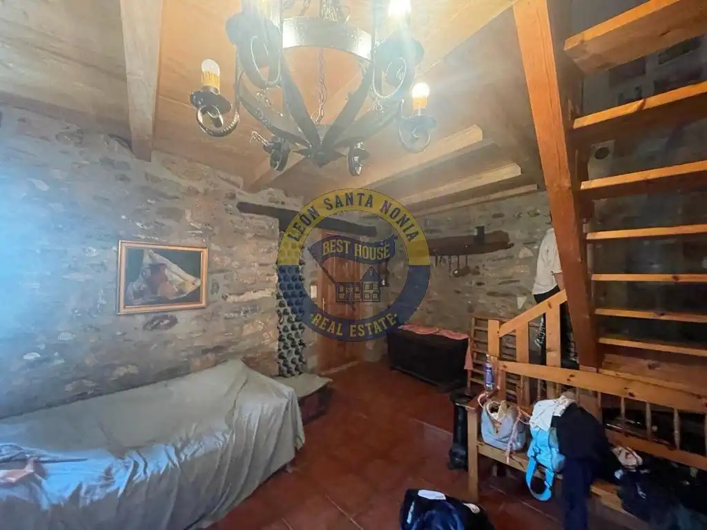 Casa o xalet en venda a Carucedo