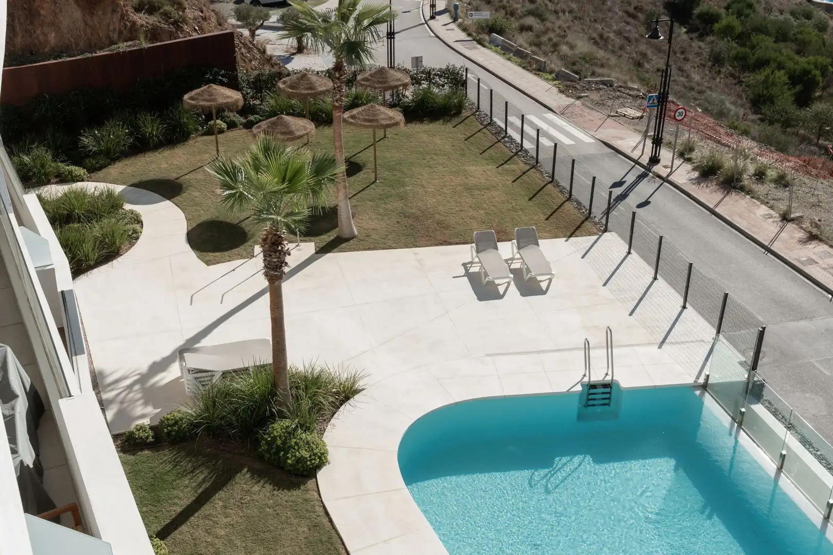 Schwimmbecken von Dachboden zum Verkauf in Fuengirola mit Terrasse