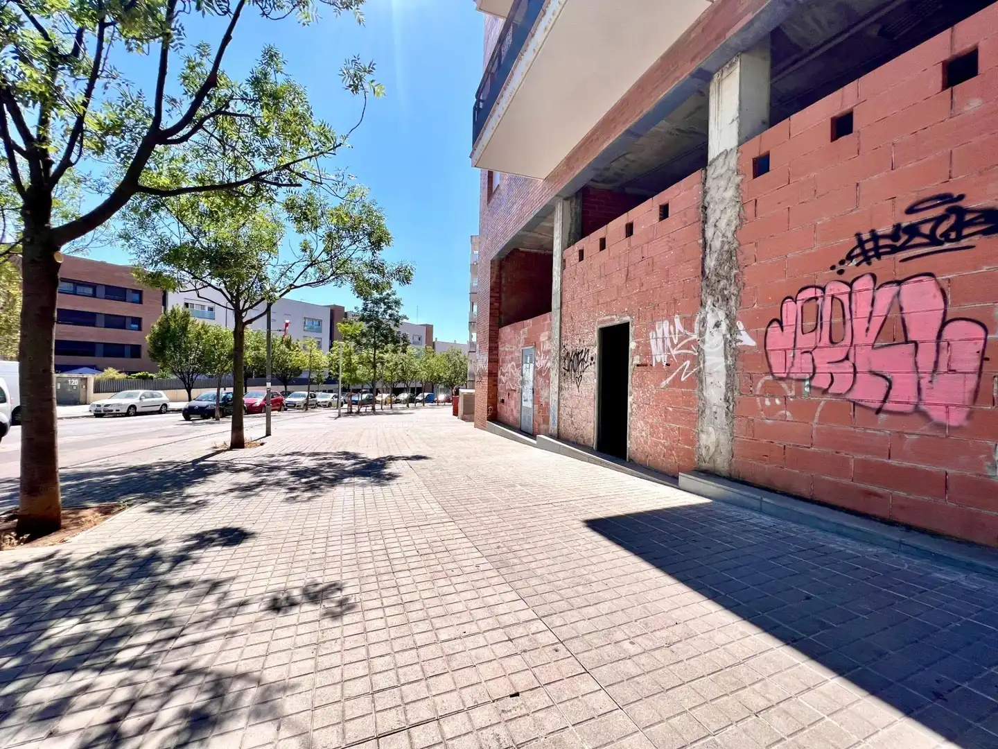 Local comercial en venda a Calle SARAJEVO, imagen 3