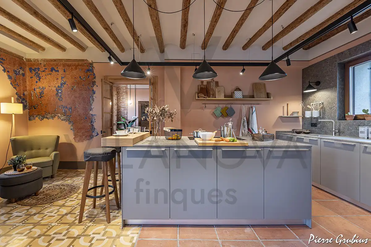 Cuina de Finca rústica en venda en Riudoms amb Calefacció, Jardí privat i Terrassa