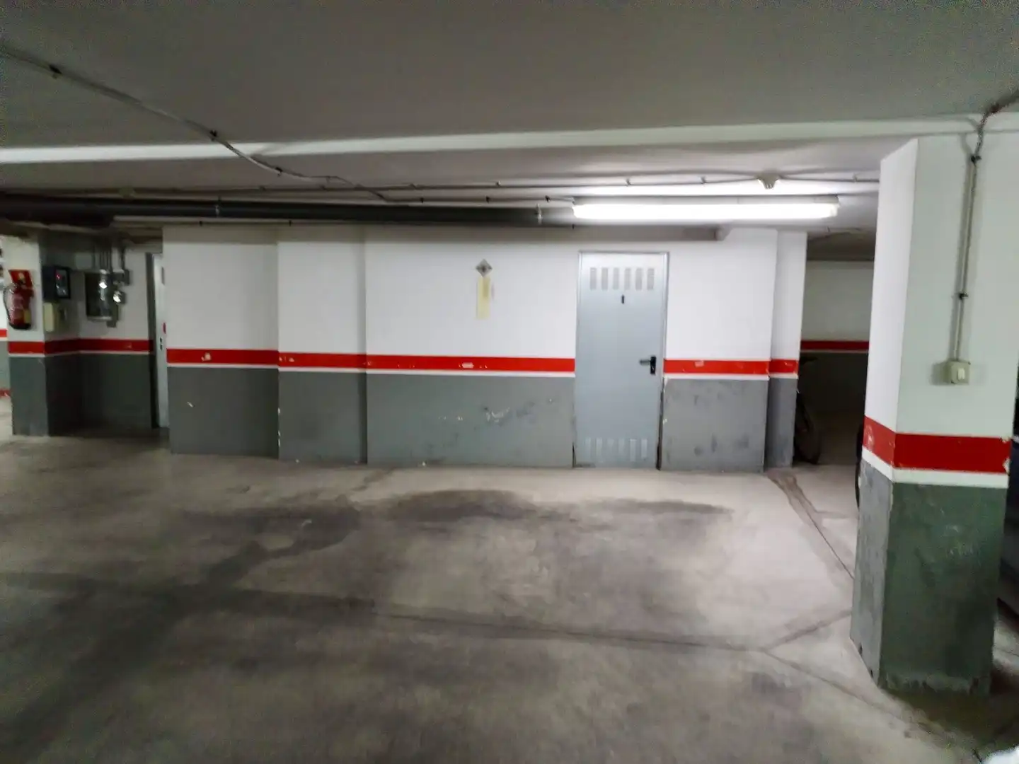 Parkplatz von Wohnung zum Verkauf in Sueca mit Klimaanlage, Abstellraum und Balkon
