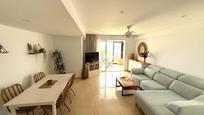 Sala d'estar de Pis en venda en Benidorm amb Aire condicionat i Terrassa