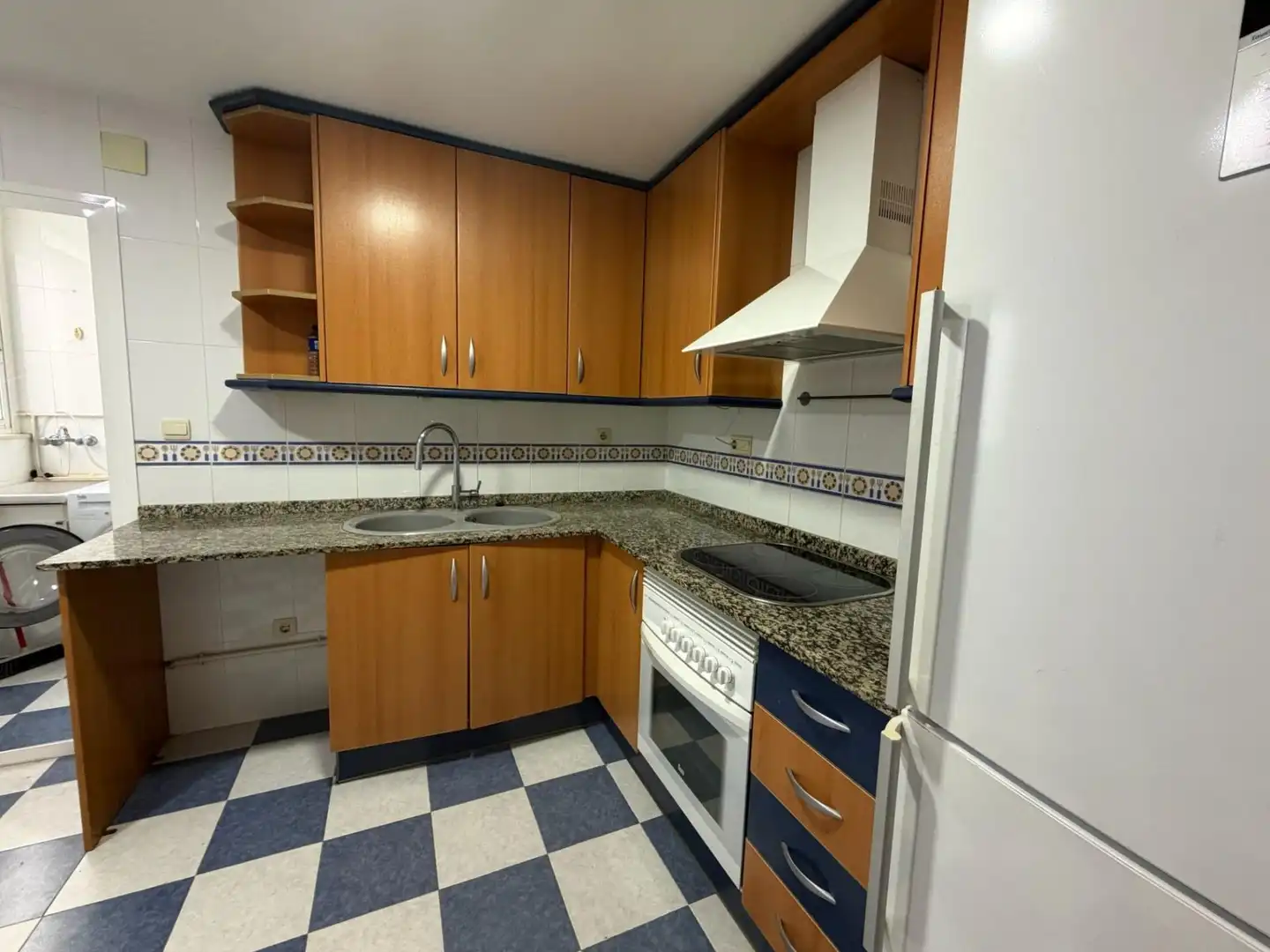 Cuina de Apartament de lloguer en Albalat dels Sorells amb Aire condicionat, Calefacció i Terrassa