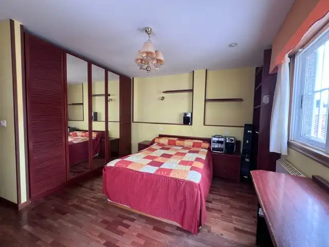 Habitación de Piso en venta en A Coruña Capital  con Calefacción, Parquet y Terraza