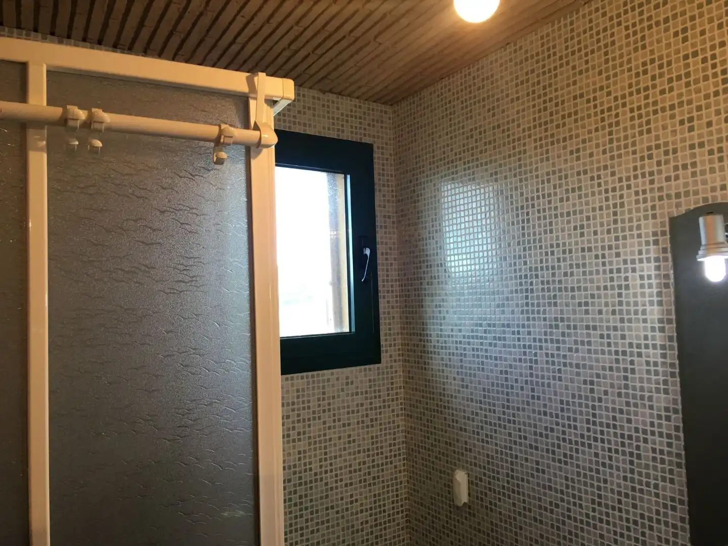 Bathroom of Houses for sale in Els Guiamets
