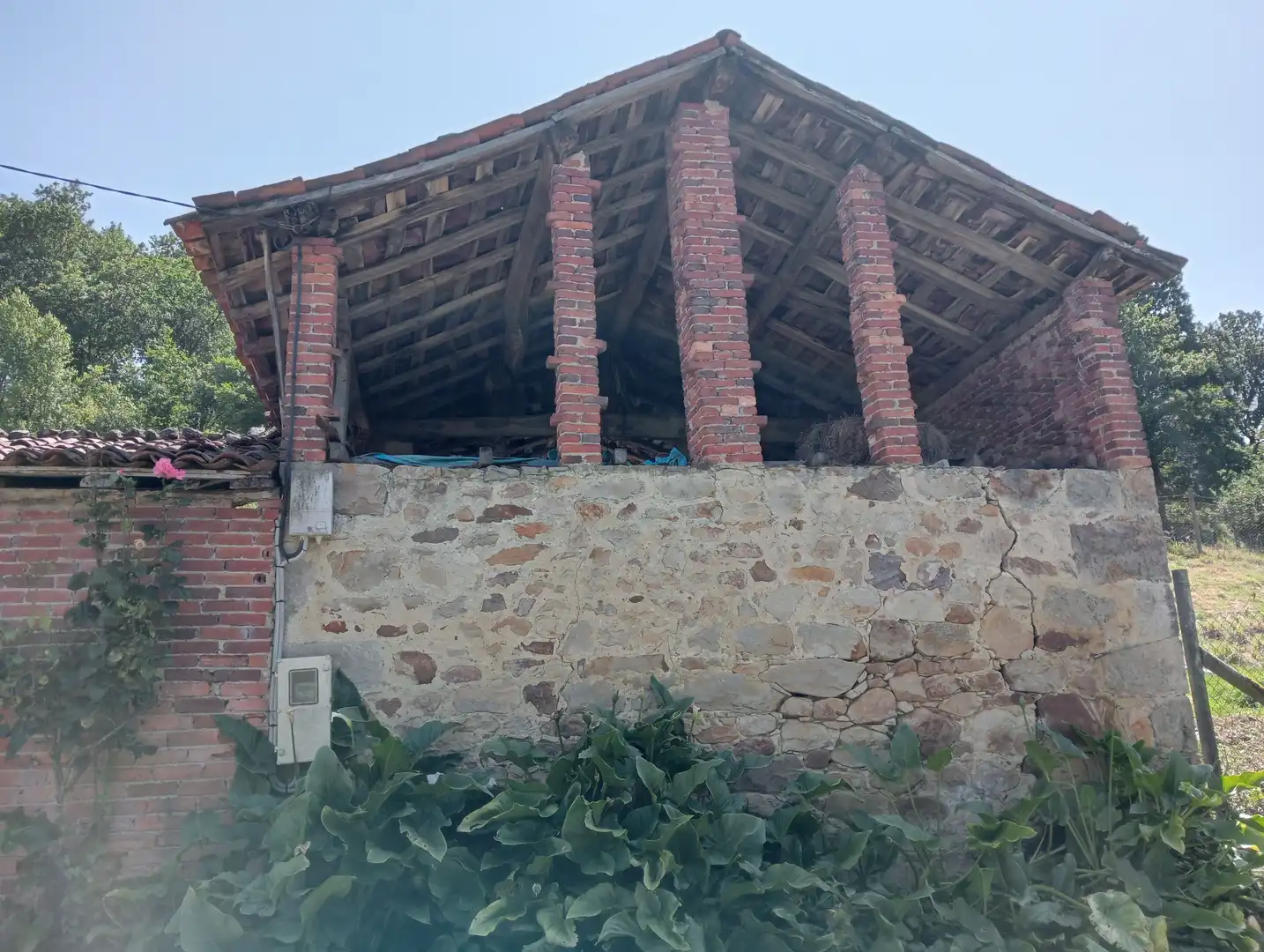 House with garden for sale in Lugar Intriago 19, imagen 3
