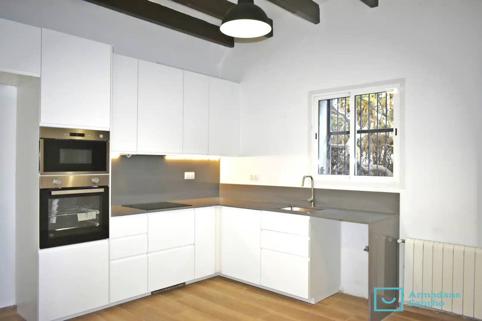 Cocina de Casa o chalet de alquiler en Tiana con Horno