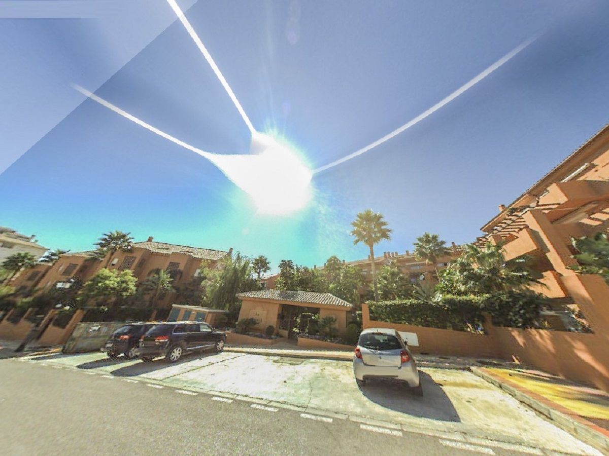 Exterior view of Premises for sale in Estepona