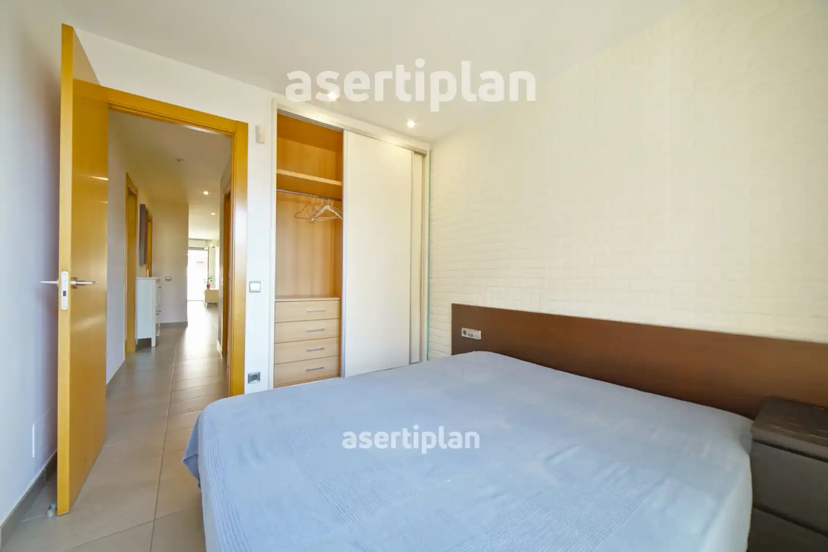 Wohnung zur Miete in Camí Ral de la Mercè, Centre