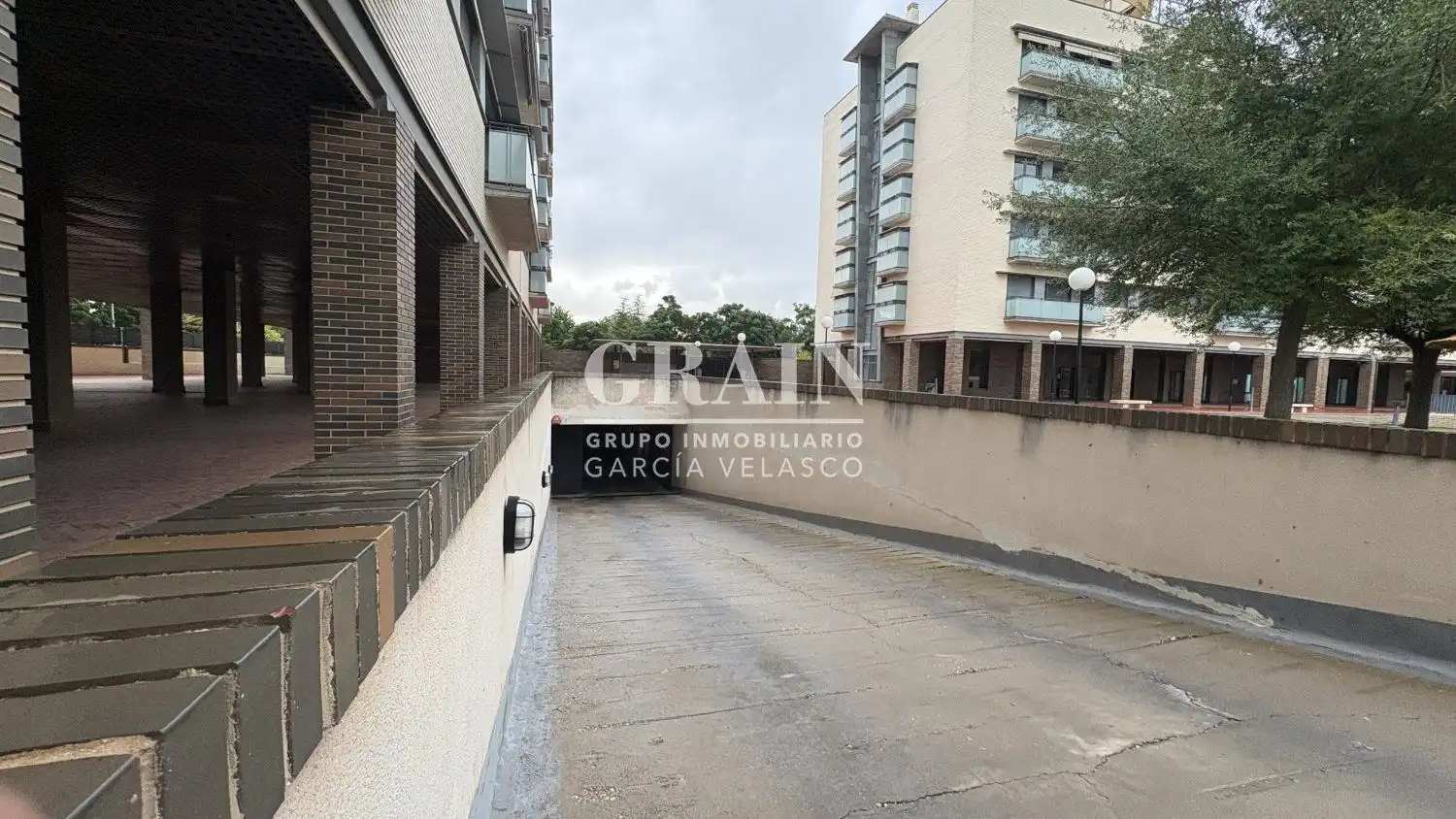Parking de Piso en venta en Albacete con Calefacción, Trastero y Piscina