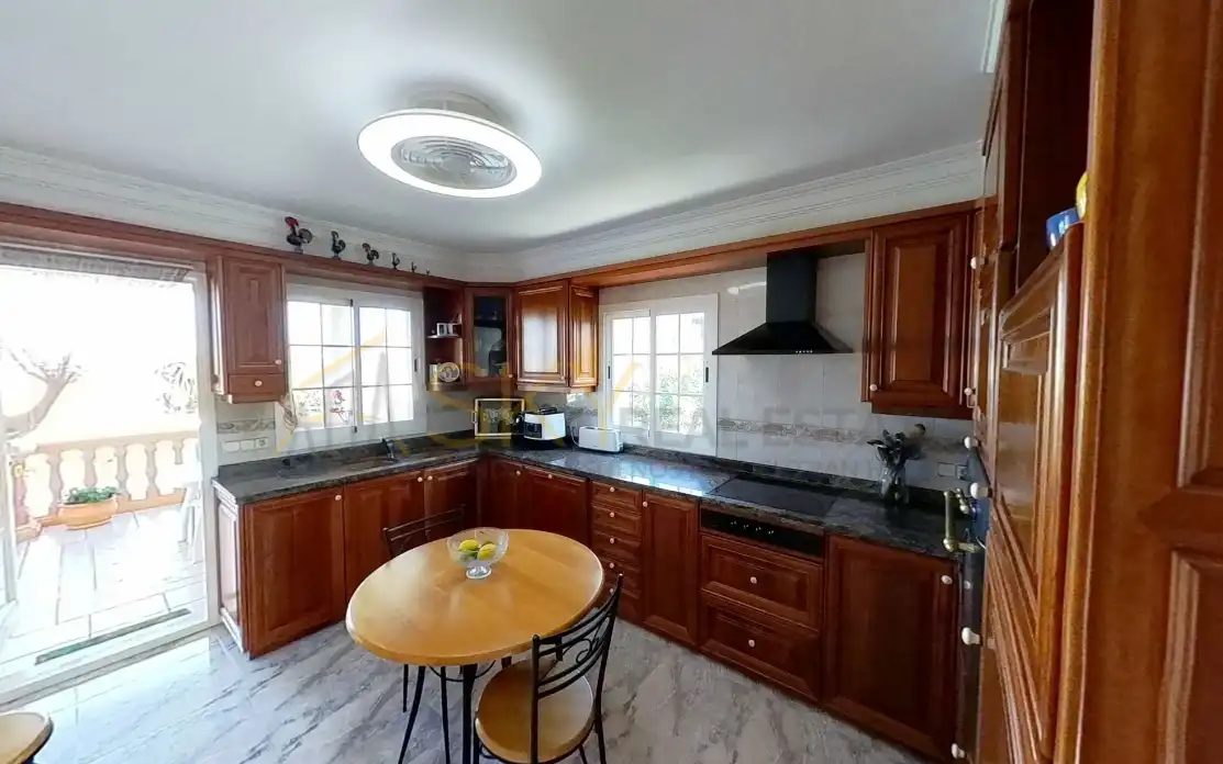 Cuina de Casa o xalet en venda en Llucmajor amb Aire condicionat, Jardí privat i Traster