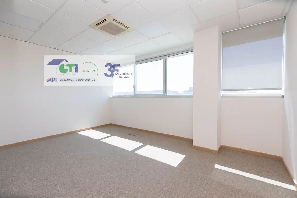 Office space to rent in C/Bari, imagen 23