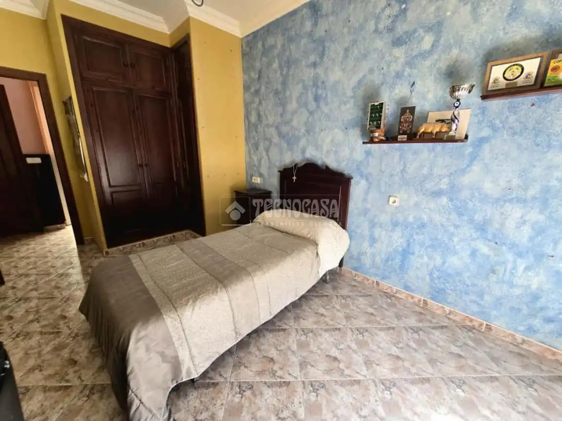 Bedroom of Detached homes for sale in Morón de la Frontera  with Air Conditioner and Balcony