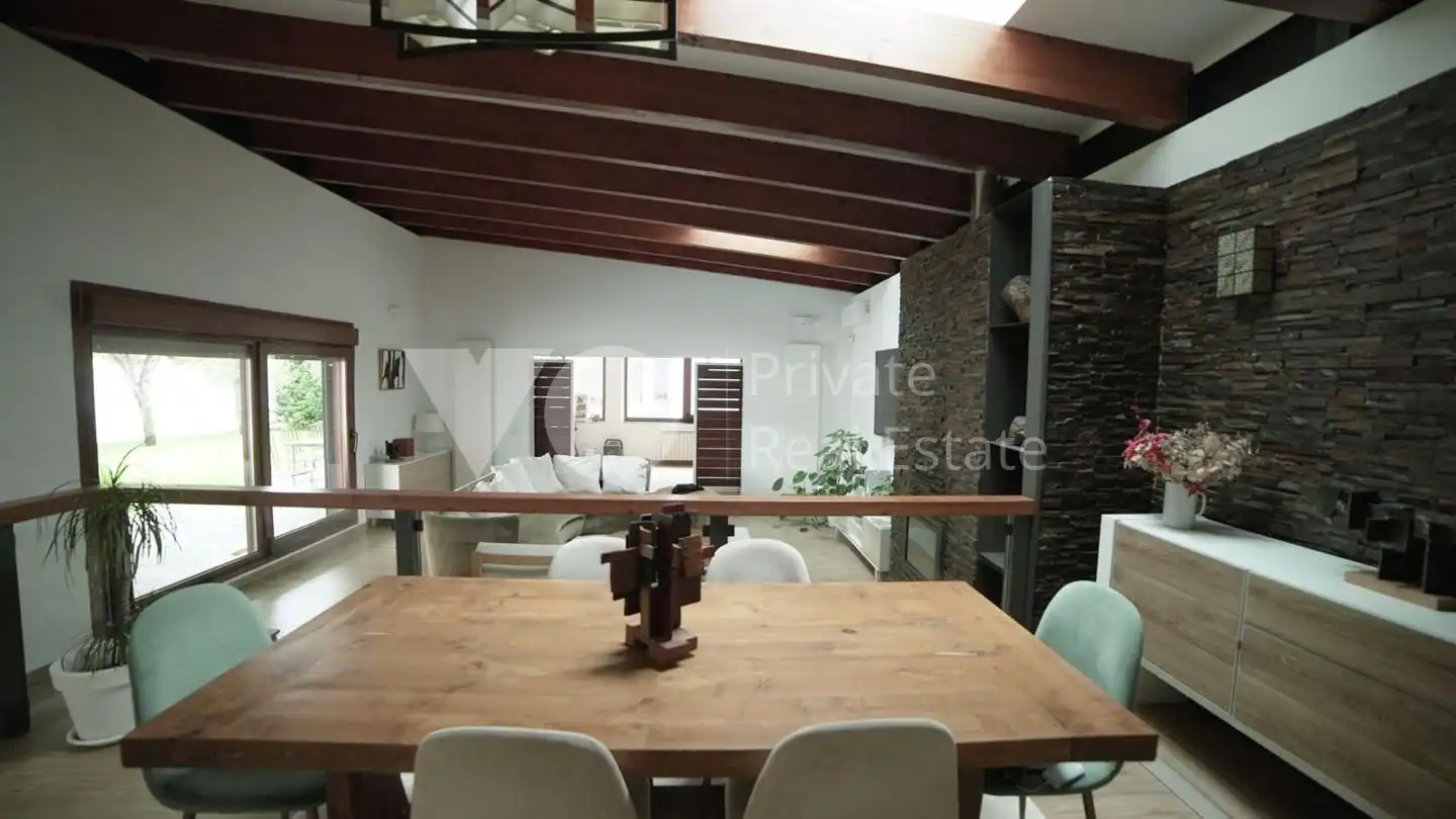 Comedor de Casa o chalet en venta en Villanueva del Pardillo con Aire acondicionado, Calefacción y Jardín privado
