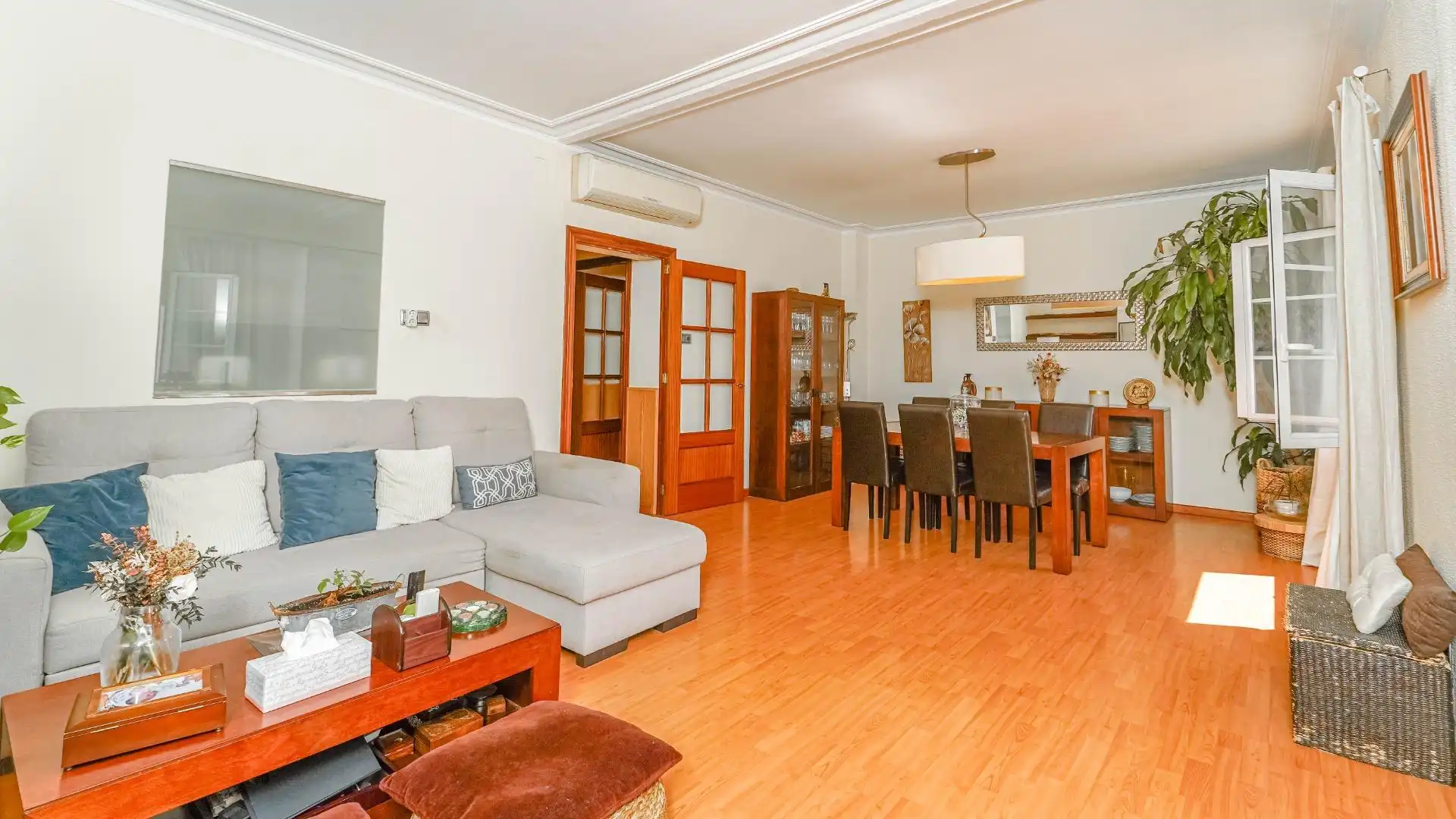Sala d'estar de Pis en venda en  Palma de Mallorca amb Aire condicionat, Calefacció i Parquet