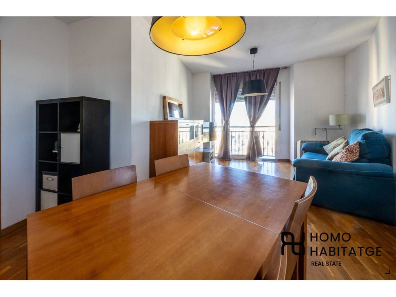 Menjador de Dúplex en venda en Sabadell amb Calefacció, Parquet i Terrassa