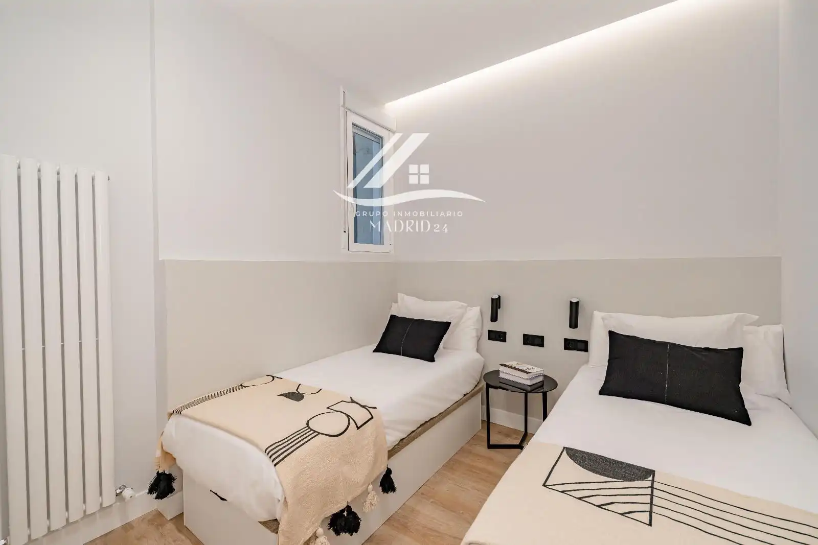 Piso con ascensor en venta en Divino Pastor, imagen 7