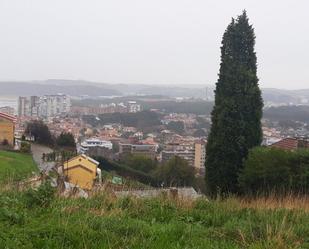 Residencial en venda en Castrillón