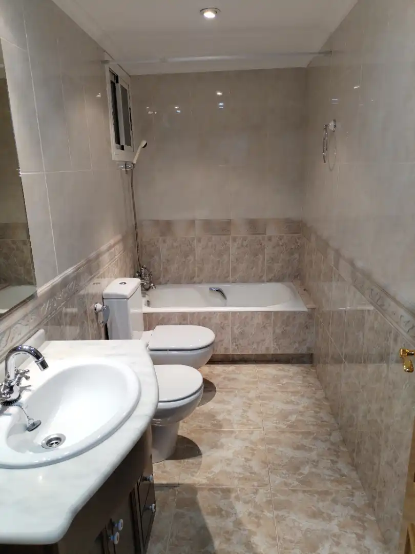Bany de Pis en venda en Elche / Elx