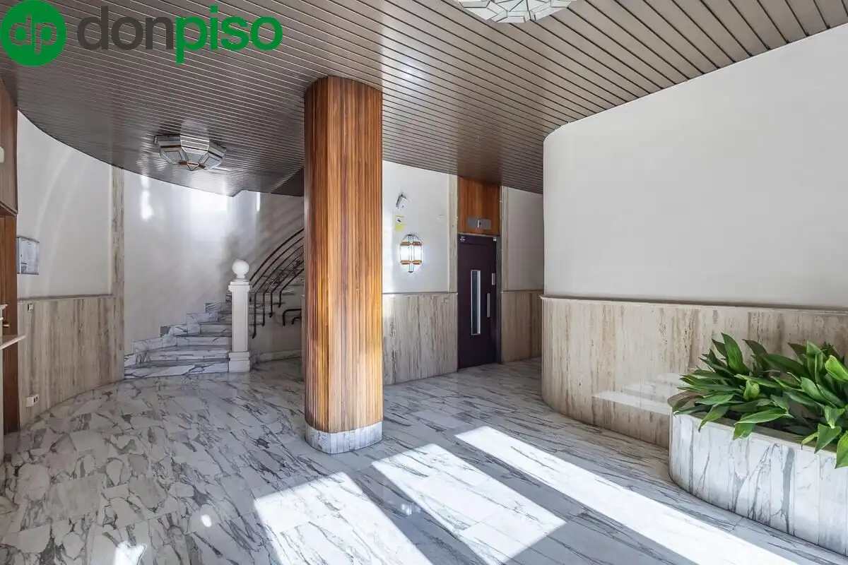 Storage room for sale in Granada