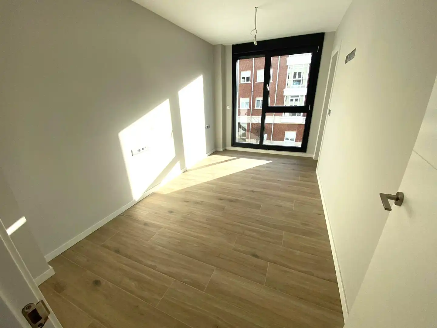 Bedroom of Flat for sale in Castro-Urdiales  with Heating, Parquet flooring and Terrace