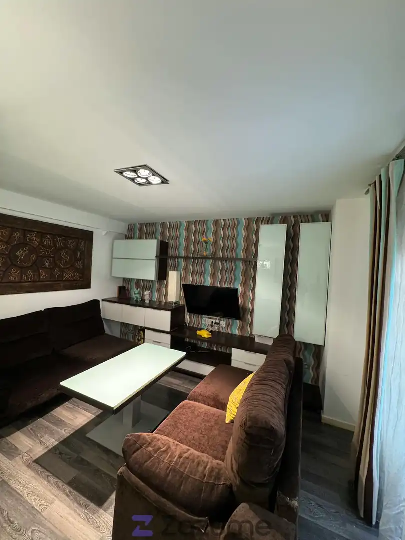 Living room of Flat for rent in Zaragoza  with Air Conditioner, Heating and Parquet flooring