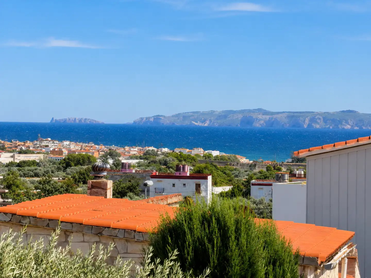 Vista exterior de Casa o chalet en venta en Roses con Aire acondicionado, Calefacción y Terraza