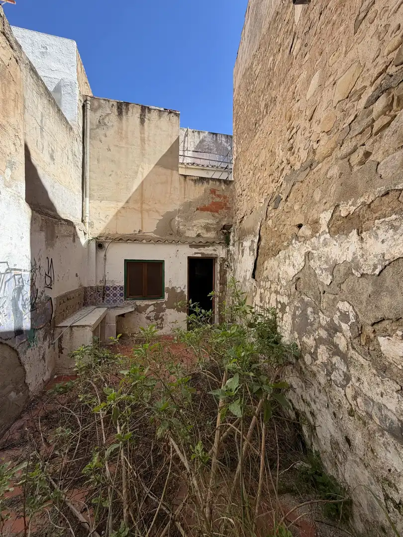 Außenansicht von Einfamilien-Reihenhaus zum Verkauf in Villajoyosa / La Vila Joiosa mit Terrasse