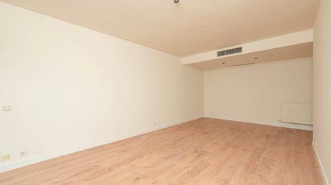 Photo 5 of Flat to rent in El Algabeño, 27, Conde Orgaz - Piovera, Madrid