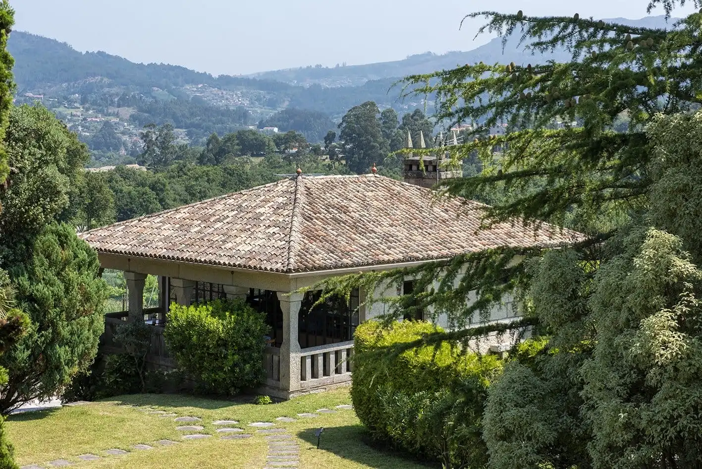 Vista exterior de Casa o xalet en venda en Gondomar amb Calefacció, Parquet i Terrassa