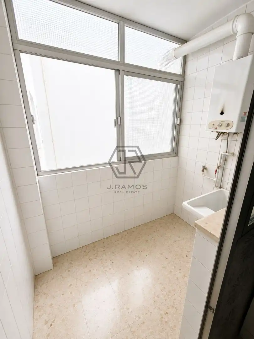 Piso con ascensor en venta en Torre del Mar, imagen 5