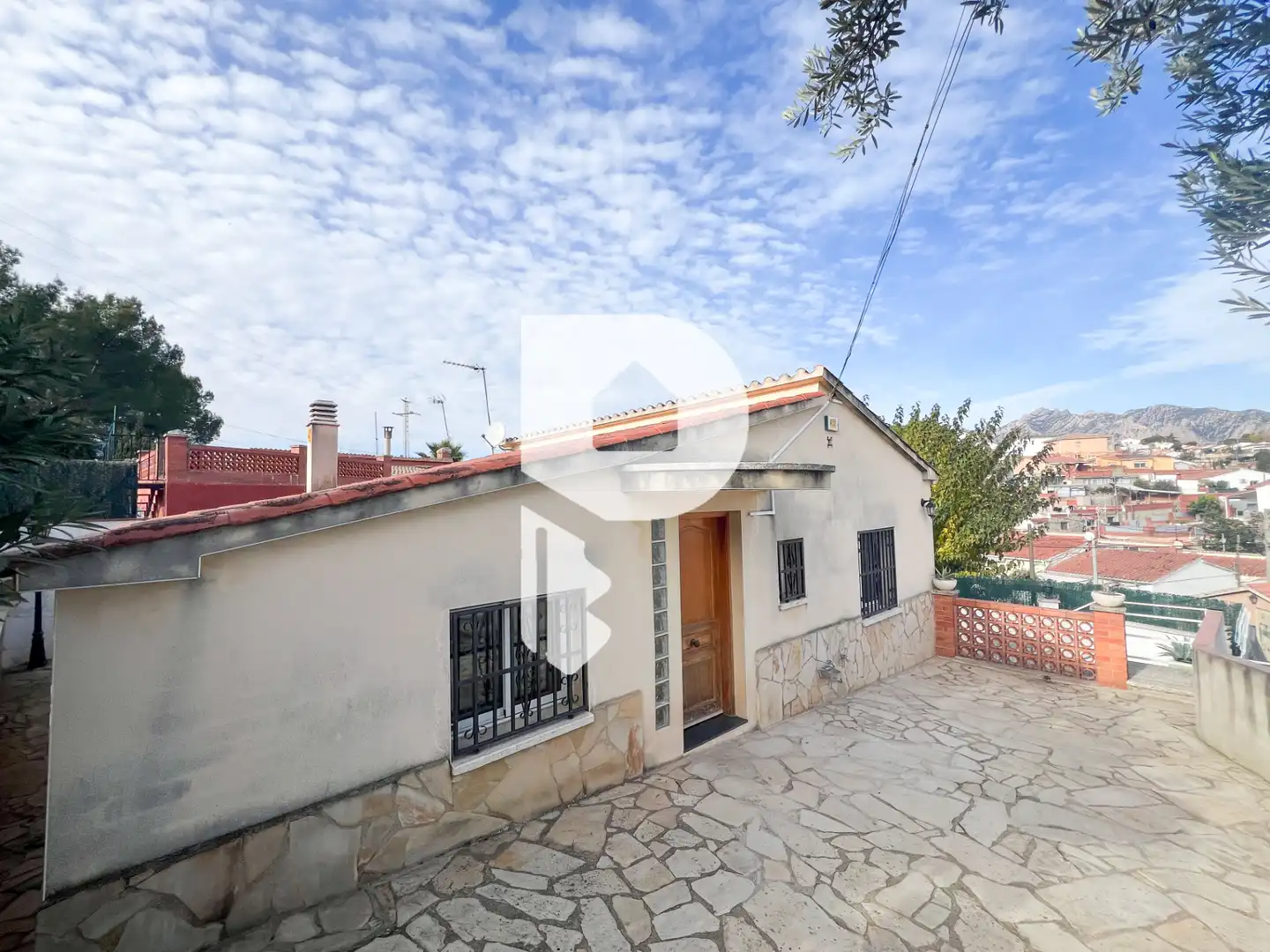 Vista exterior de Casa o chalet en venta en Esparreguera con Aire acondicionado, Calefacción y Jardín privado