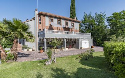 Exterior view of House or chalet for sale in L'Ametlla del Vallès  with Air Conditioner, Heating and Private garden
