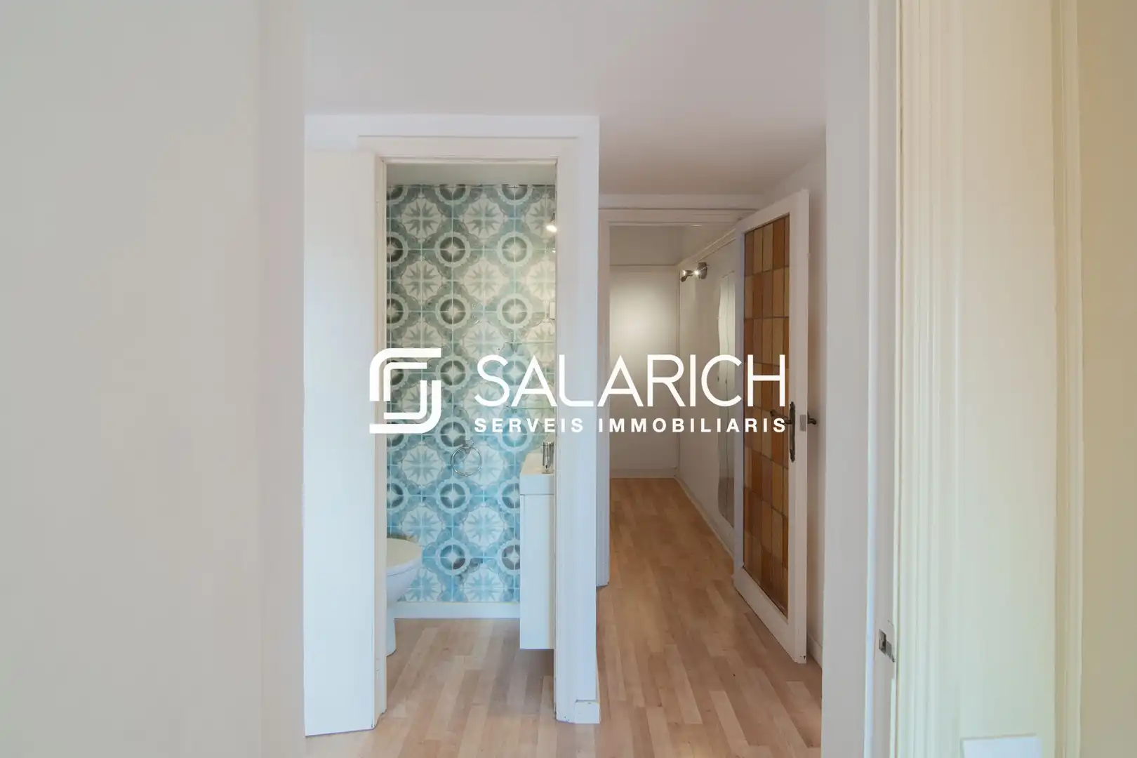 Piso en venta en Barcelona con Aire acondicionado, Calefacción y Terraza