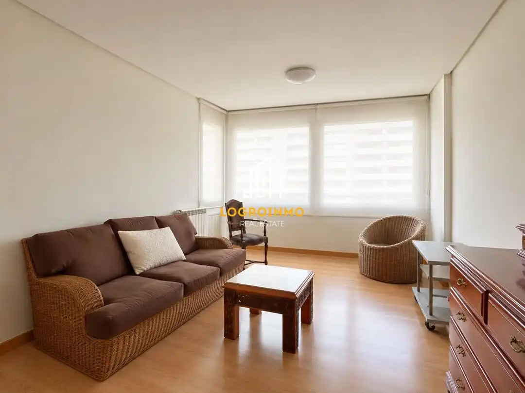 Appartamento con piscina in vendita a San Adrián