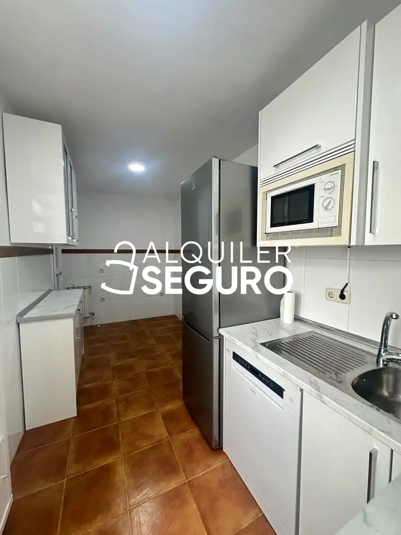 Küche von Wohnung zur Miete in Madrid mit Heizung und Terrasse