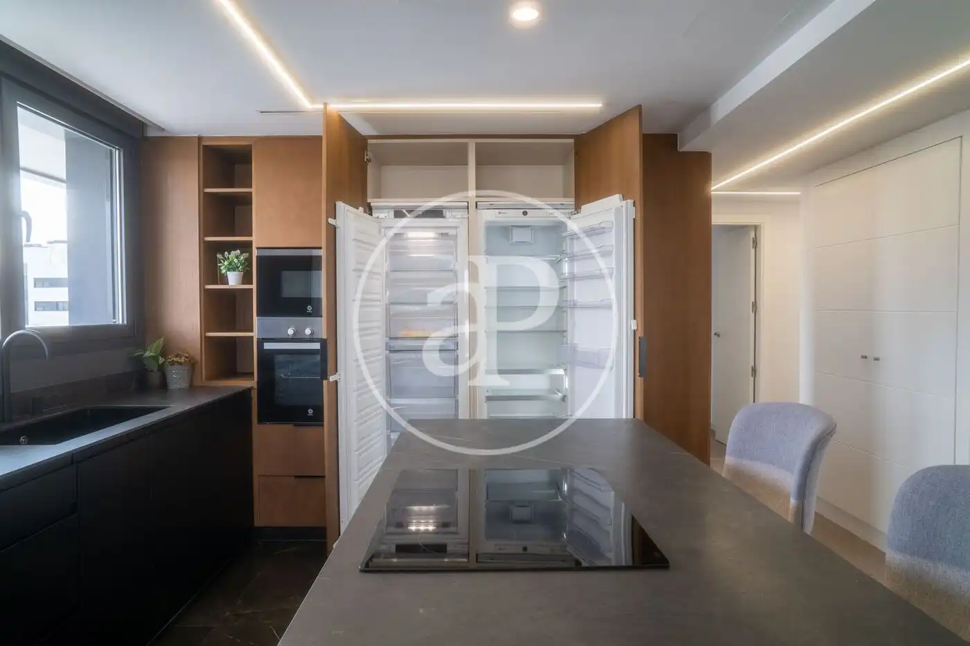 Kitchen of Flat for rent in Valencia  with Air Conditioner, Heating and Private garden