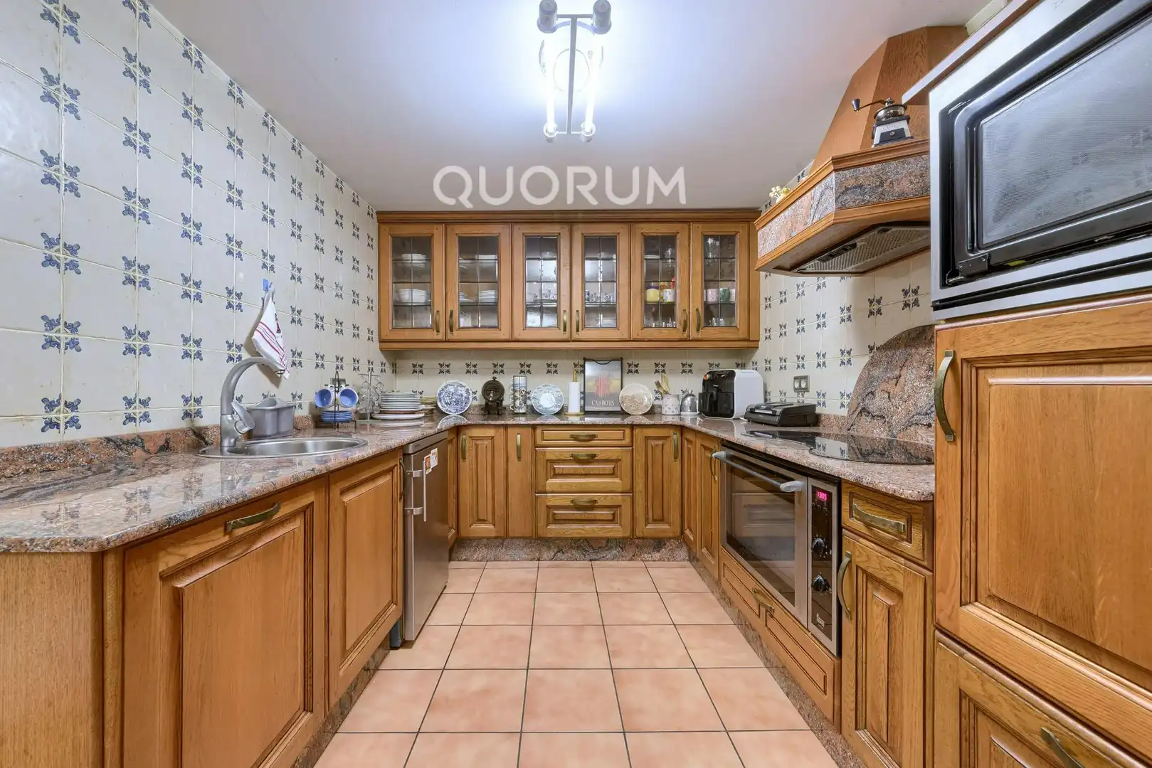 Kitchen of Detached homes for sale in Santurtzi 