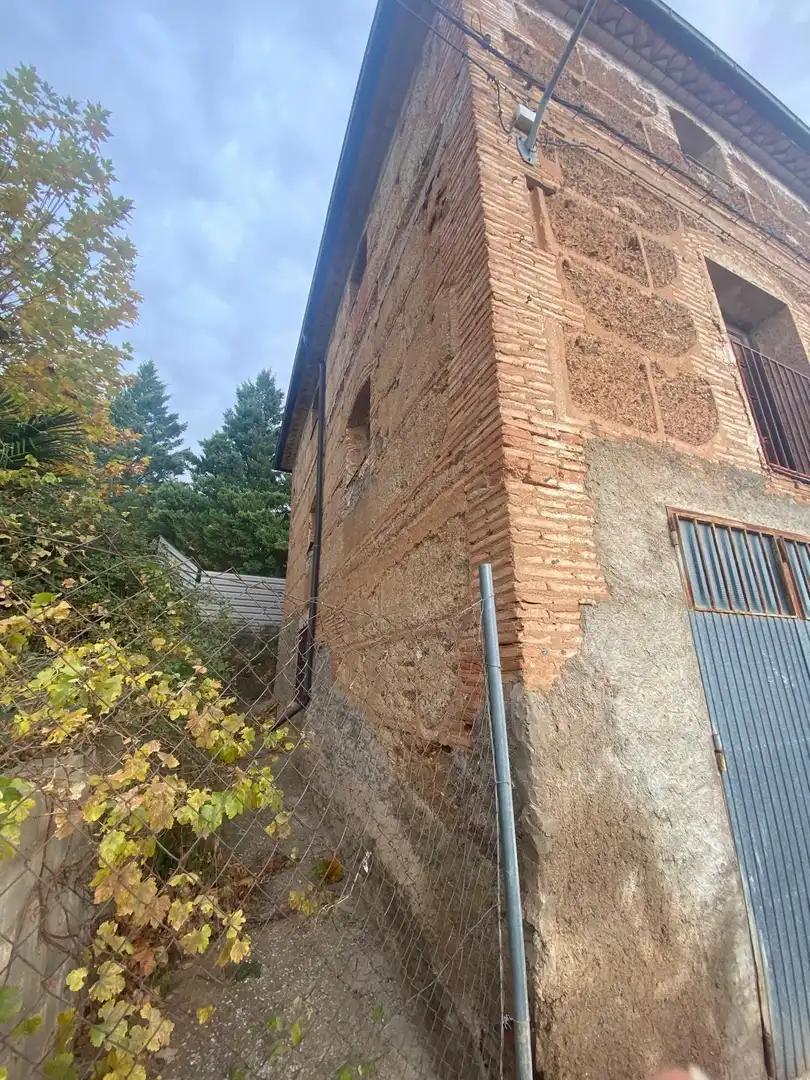 Vista exterior de Local en venda en San Martín del Río