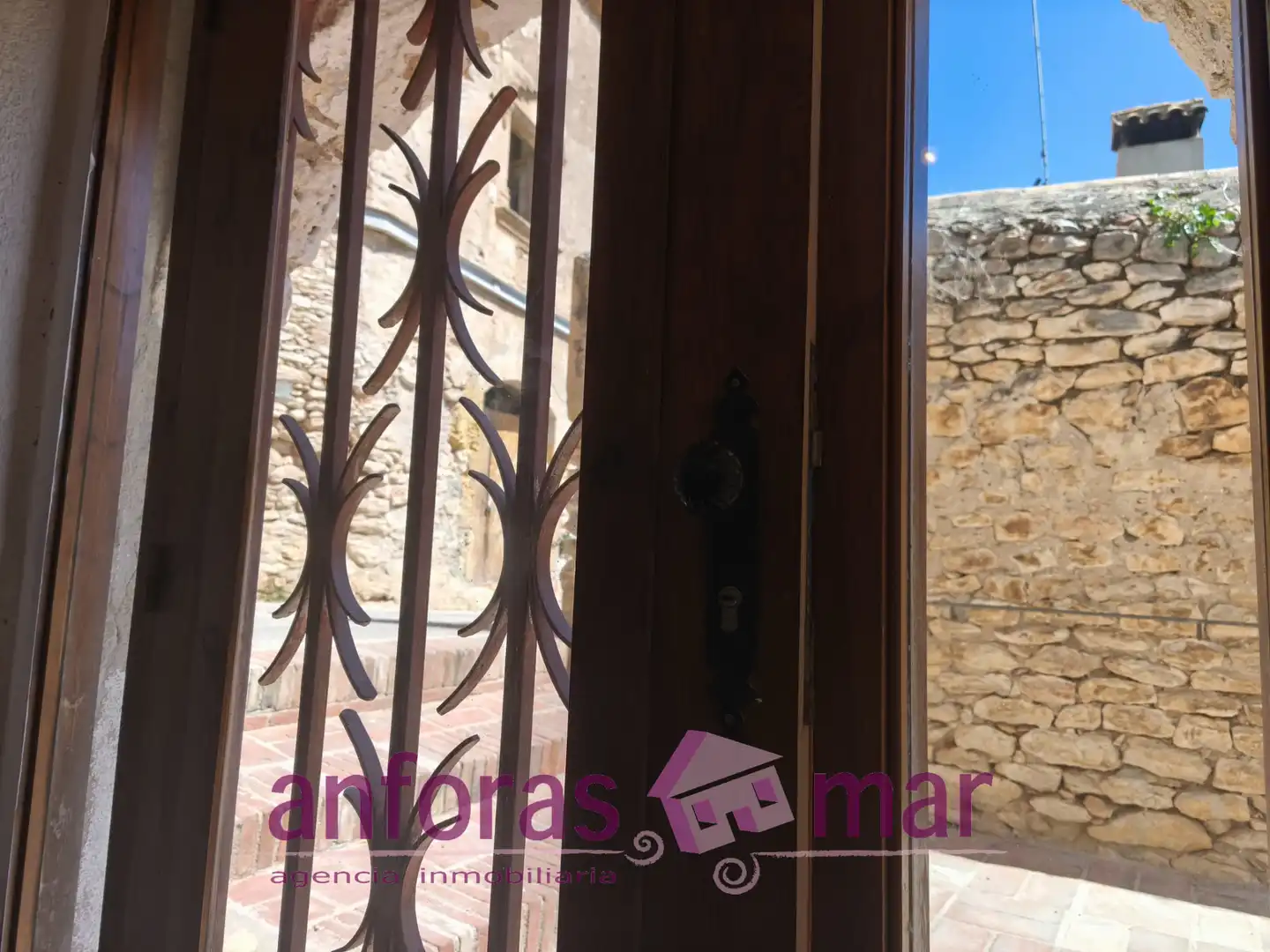 Casa adosada en venda en Creixell amb Calefacció