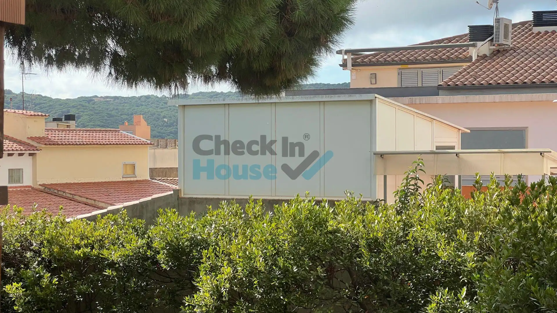 Detached homes for sale in Carrer d'Oviedo, Tueda
