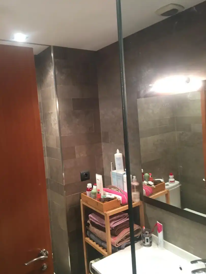 Bathroom of Buildings for sale in Sabadell