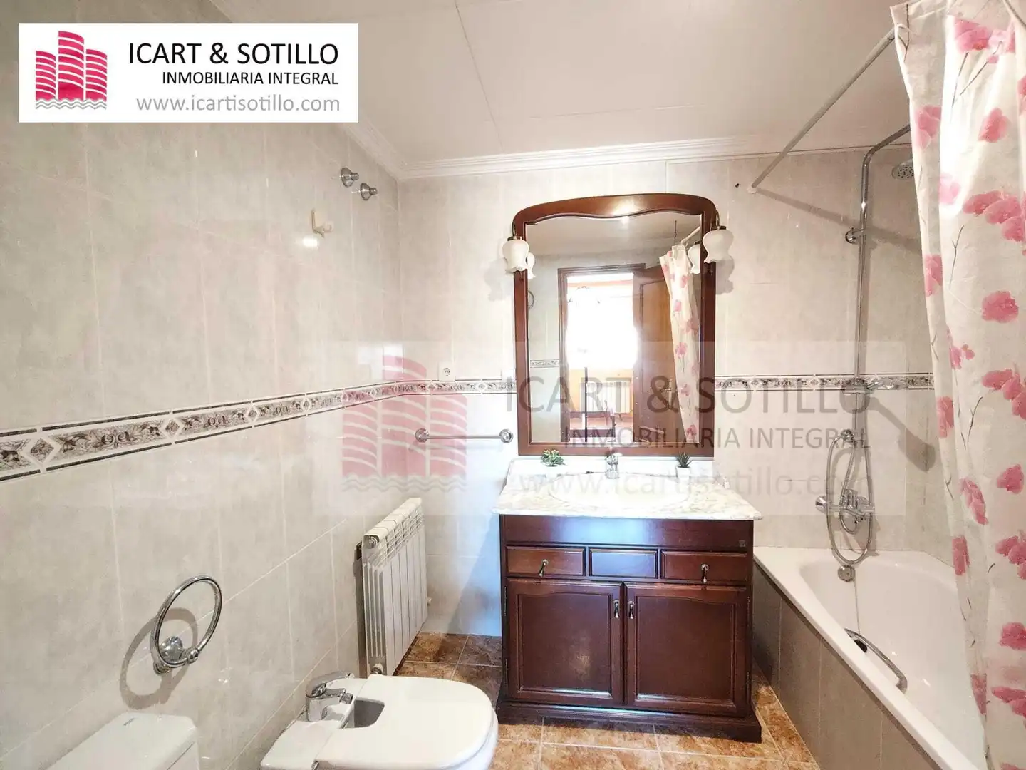 Bathroom of Flat for sale in Vinaròs  with Heating, Storage room and Furnished