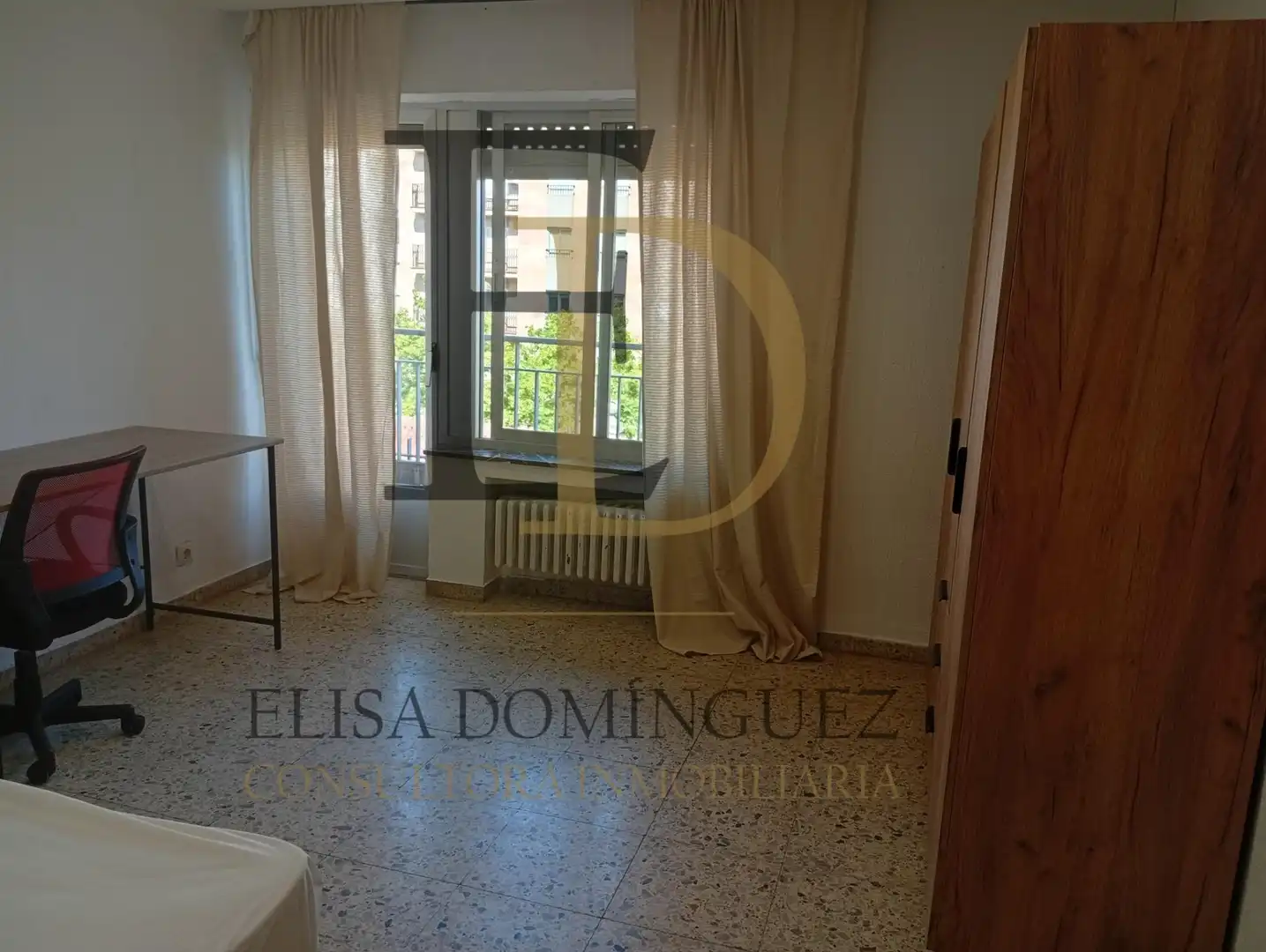 Habitación de Piso de alquiler en Salamanca con Calefacción, Amueblado y Balcón